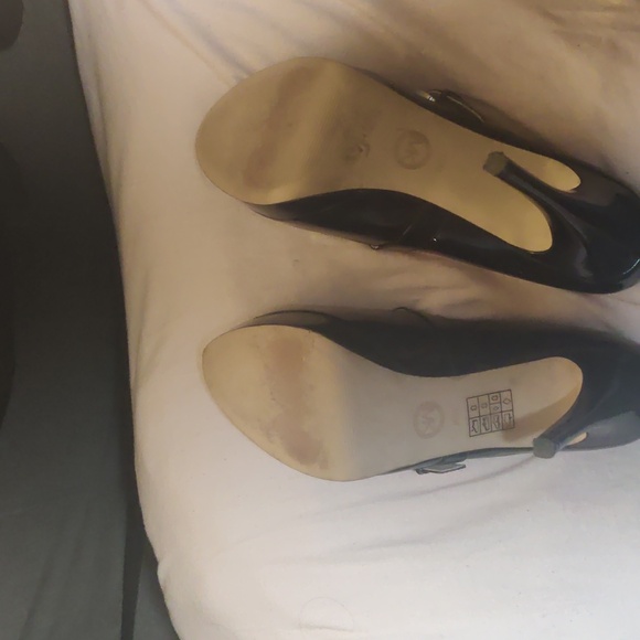 Michael Kors Patent leather Mary Jane Heels-Size 10M - Picture 7 of 8